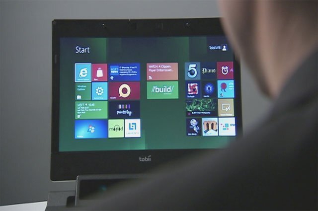 Microsoft grabeste lansarea Windows 8