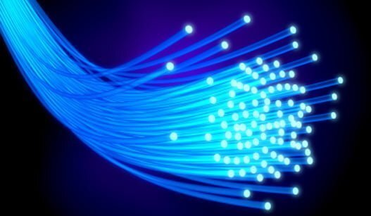 Haine inteligente. Ne vom incarca telefonul de la…ciorapi