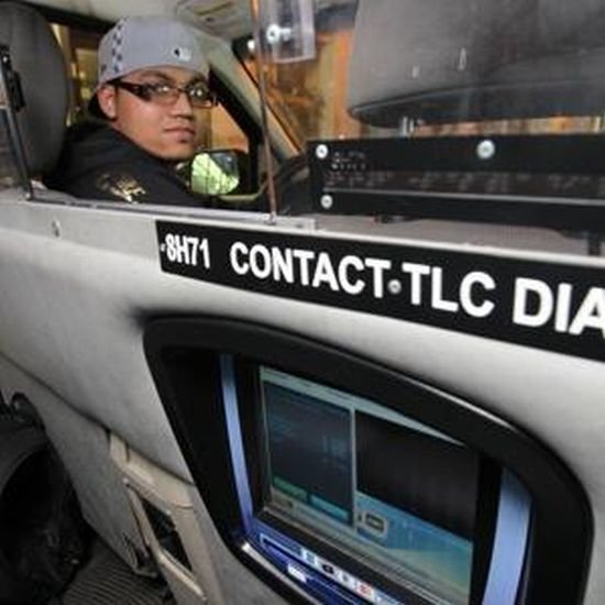 Taxiurile din New York vor fi dotate cu iPad-uri