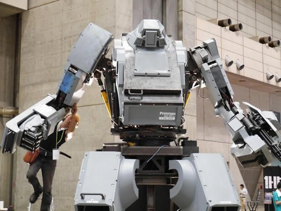 Transformers devine realitate. A aparut robotul Kuratas (VIDEO)