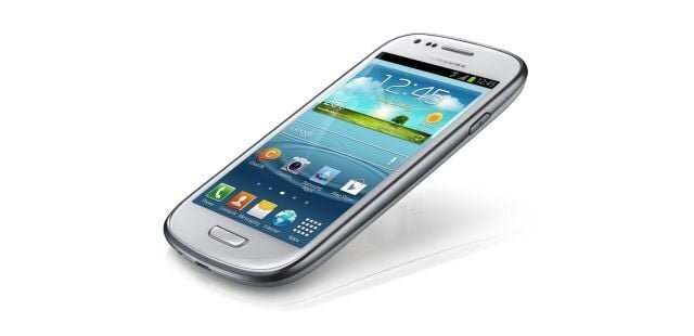 Samsung a prezentat oficial Galaxy S III Mini. Specificatiile sunt modeste