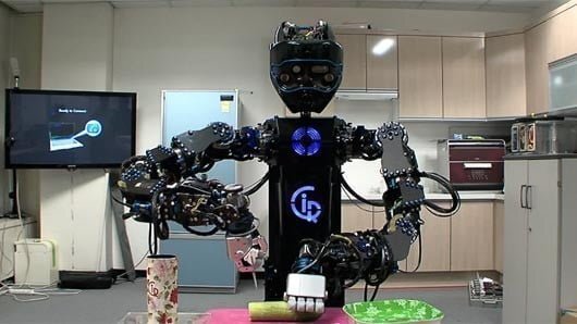 Adio, nevasta! A aparut robotul care iti face de mancare (VIDEO)