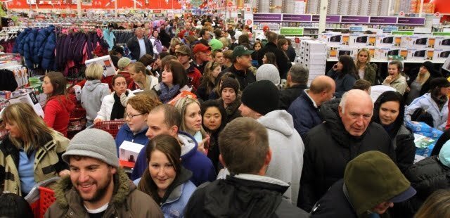 GadgetReport Talks: Black Friday, reduceri, tepe, Japonia. Invitat: Vali Birzoi