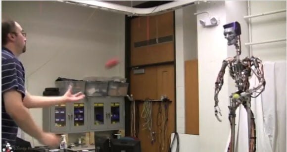 Robotii, parteneri de joaca? Descoperirea care face totul posibil (VIDEO)