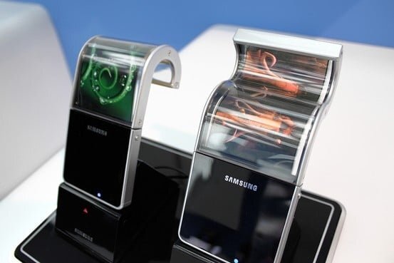 WSJ: Samsung pregateste ecranele flexibile (VIDEO)