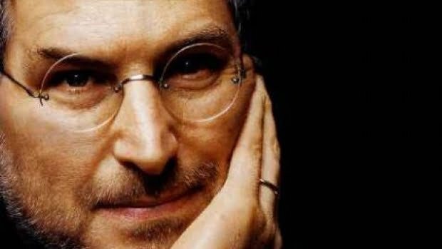 stevejobs Acuzatii soc la Apple: L-au facut pe cumparator sa para prost