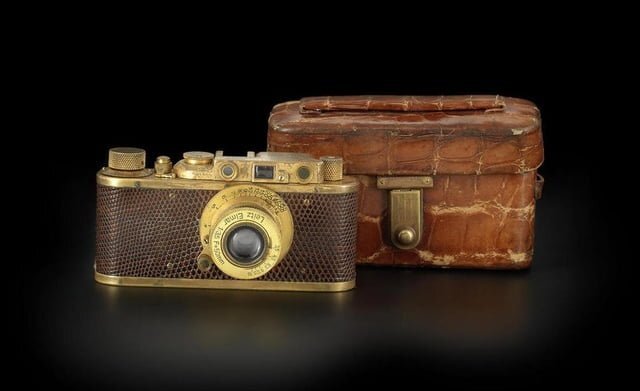 Luxus II leica_large