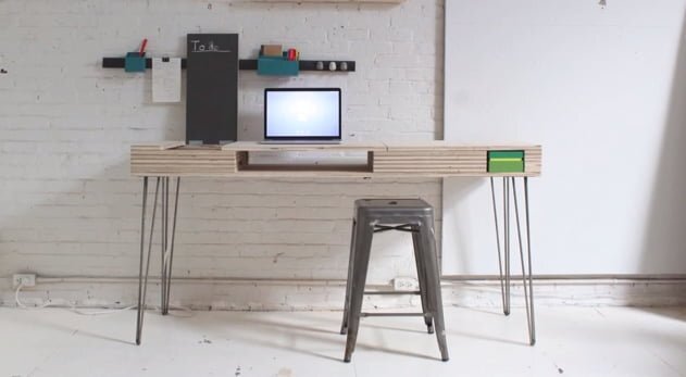 THE FLIP DESK
