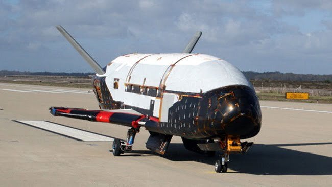 X-37B x-37b