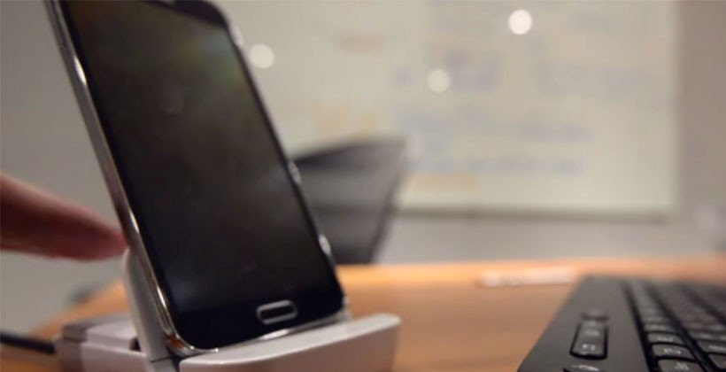 Andronium, gadgetul care transformă telefonul într-un adevărat computer (VIDEO)