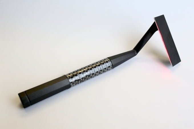 Skarp Skarp, eficient pe orice tip de păr.